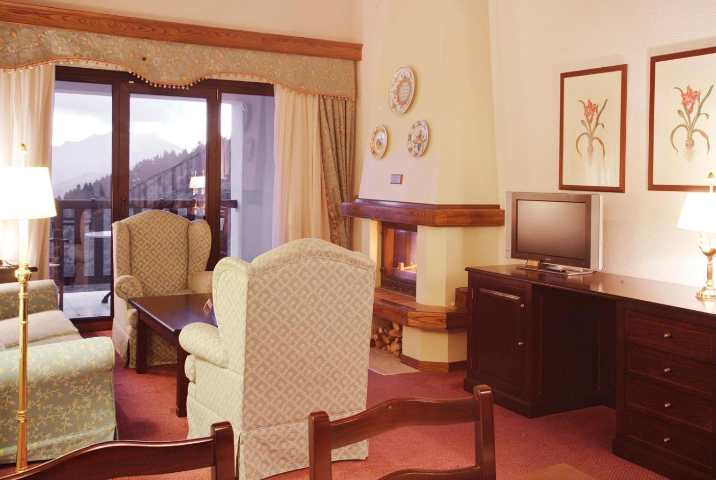 Hotel Spa Montana كاربينيسي المظهر الخارجي الصورة